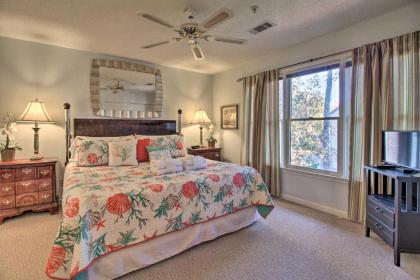 Charming Hilton Head Townhome - Walk to Beach! - image 16