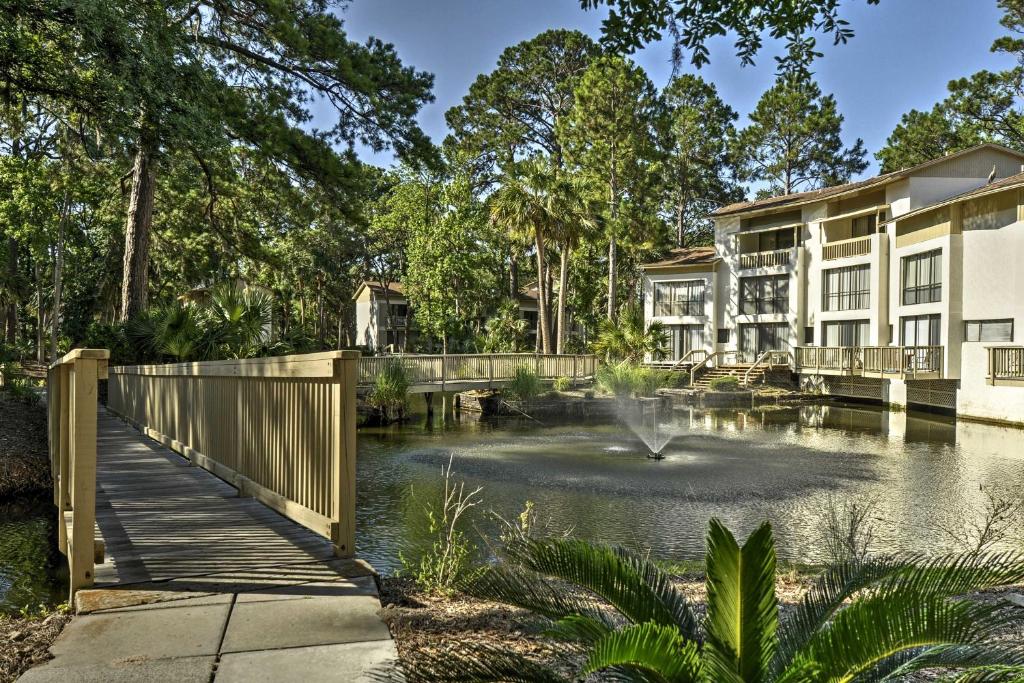 Seascape Hilton Head Condo-Beach Across the Street - image 2