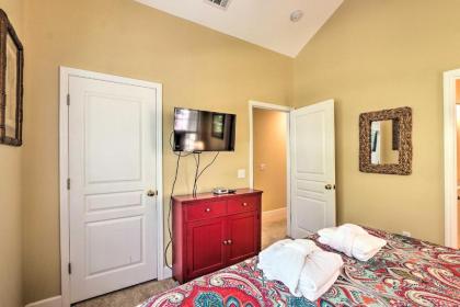 Hilton Head Townhome - Walk to Islanders Beach! - image 10