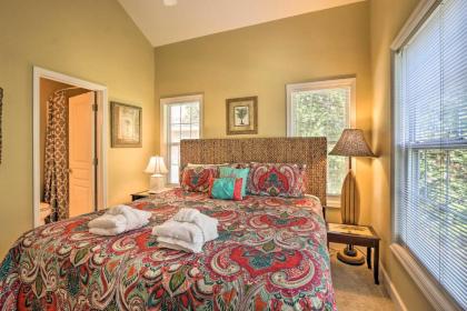 Hilton Head Townhome - Walk to Islanders Beach! - image 9