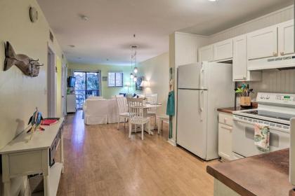 Hilton Head Condo with Pool Access - Walk to Beach! - image 13