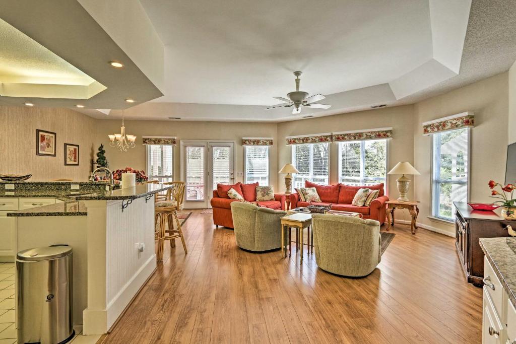 Hilton Head Villa with Pool Access and Hot Tub! - image 2