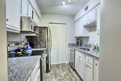 Condo in Xanadu Villas with Pool - Walk to the Beach - image 13