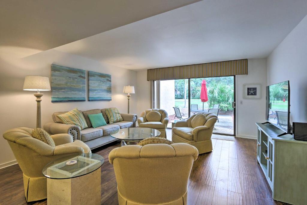 Chic Hilton Head Island Villa - Beach Access! - image 2