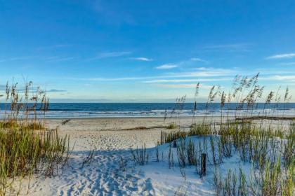 Beachside Bliss - image 5