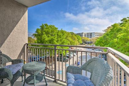 Resort-Style Condo Located in Harbour Town! - image 3