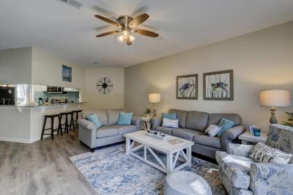 81 Ocean Breeze 2 BR condo Forest Beach Hilton Head Island