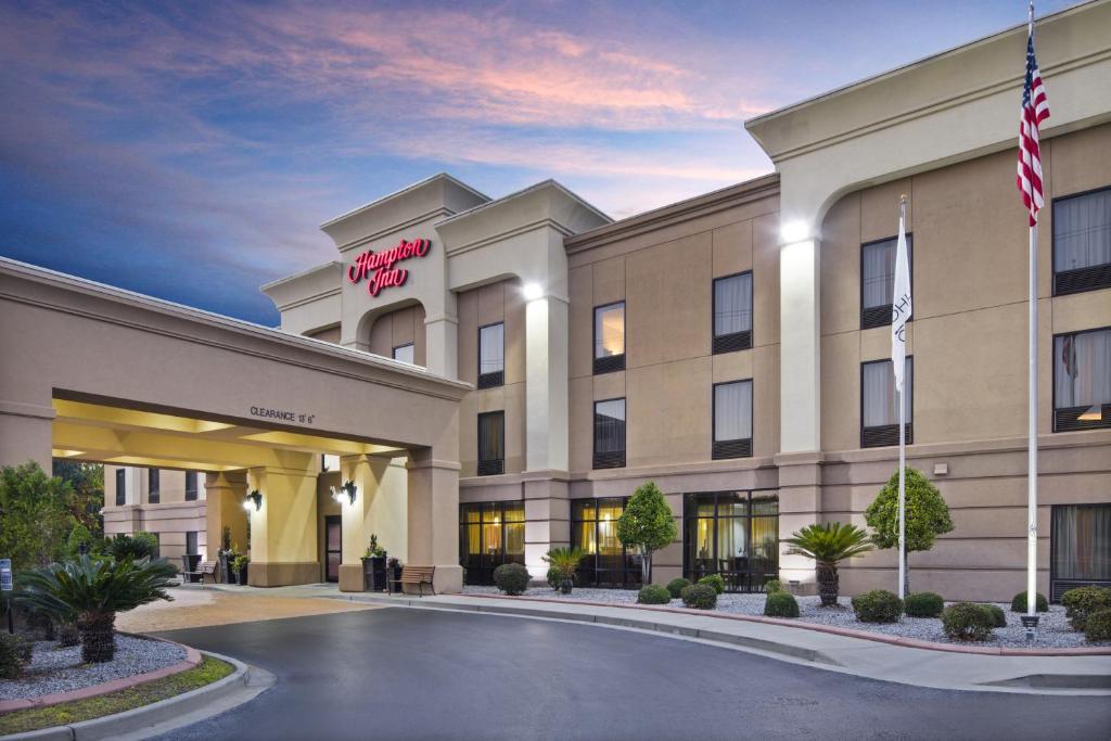 Hampton Inn Hinesville - main image