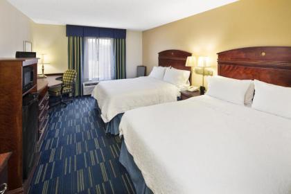 Hampton Inn Hinesville - image 10