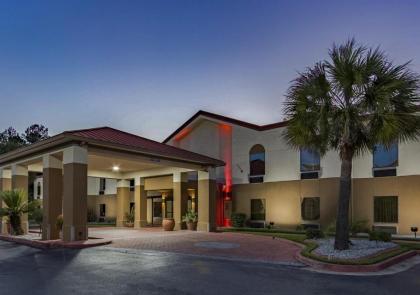 Red Roof Inn & Suites Hinesville - Fort Stewart - image 10