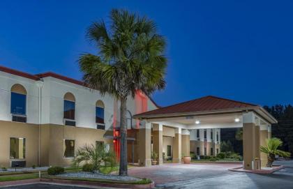 Red Roof Inn & Suites Hinesville - Fort Stewart - image 14