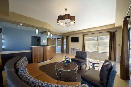 Travelodge by Wyndham Hinesville - image 3