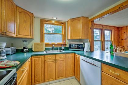 Picturesque Cottage with Sunroom on Ashmere Lake! - image 9