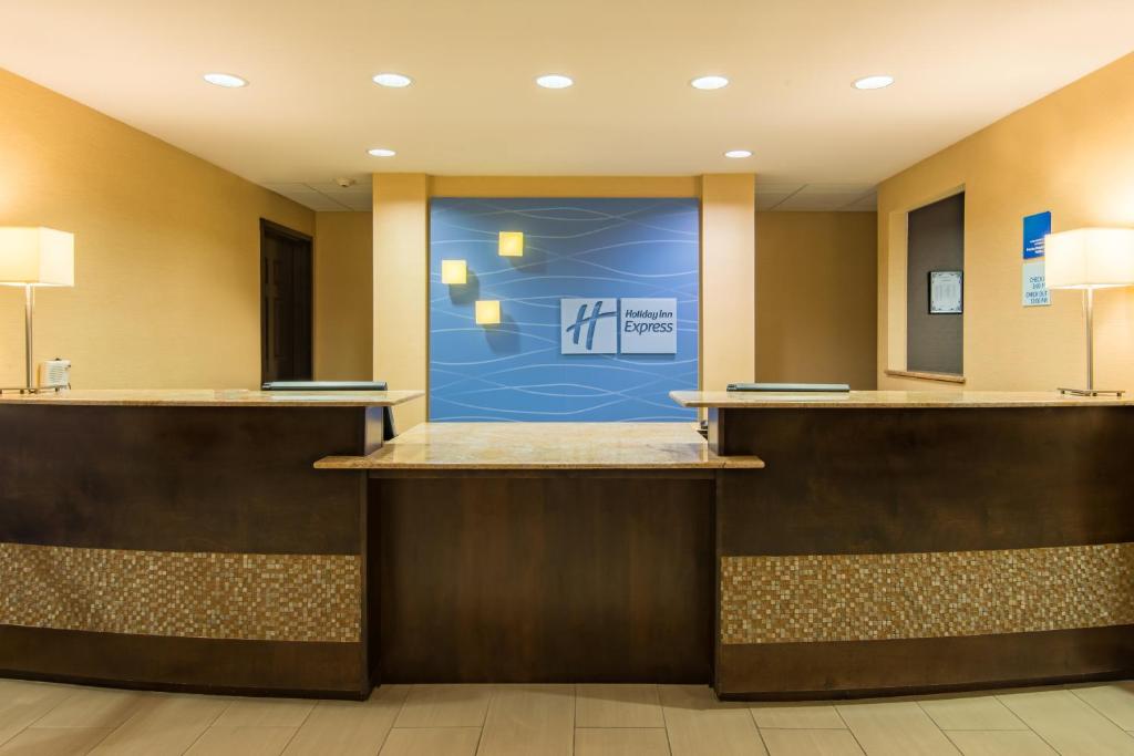 Holiday Inn Express Hotel & Suites Hobbs an IHG Hotel - image 5