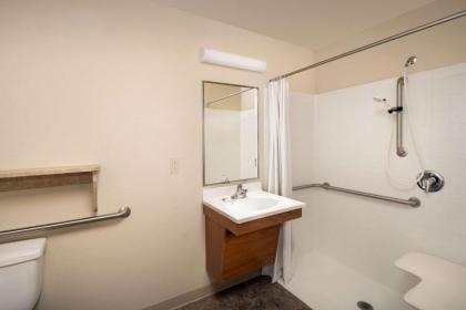 WoodSpring Suites Hobbs - image 12