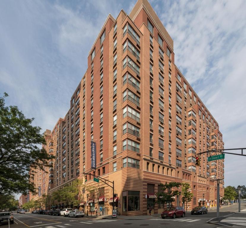 Global Luxury Suites at Hoboken Waterfront - main image