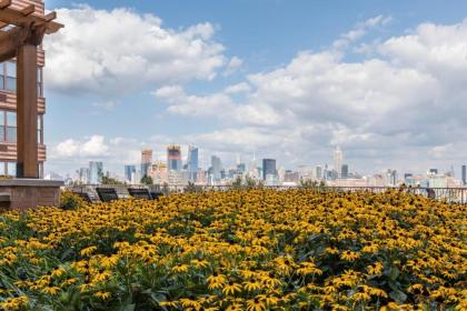 Global Luxury Suites at Hoboken Waterfront - image 8