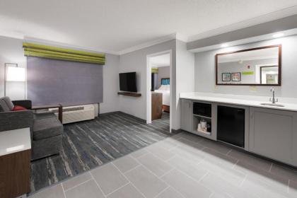 Hampton Inn & Suites Chicago-Hoffman Estates - image 4