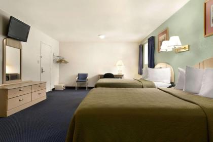 Travelodge by Wyndham Holbrook - image 4