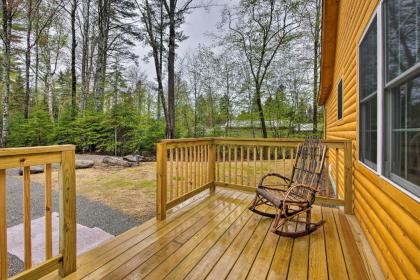 Waterfront Davis Pond Cabin with Dock and Kayaks! - image 15