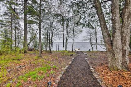 Waterfront Davis Pond Cabin with Dock and Kayaks! - image 9