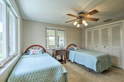 Charming Home with Patio 7 Mi to Sunset Beach! - image 15