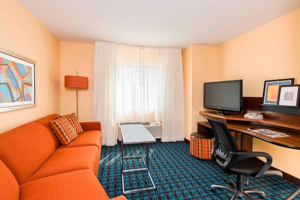 Fairfield Inn & Suites Holland - image 7