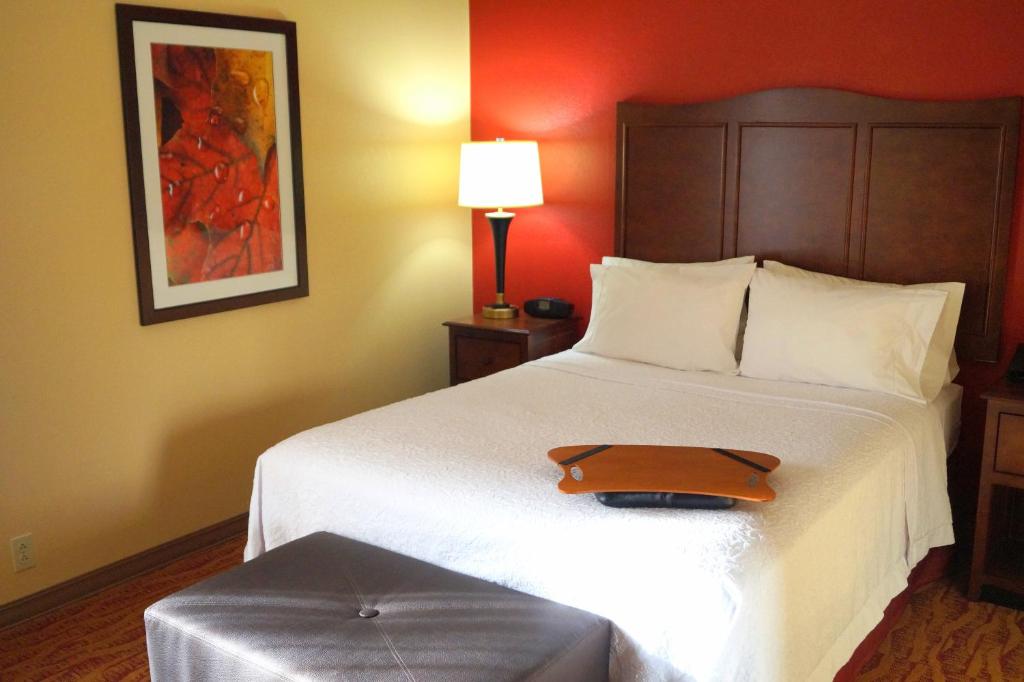 Hampton Inn Altoona - image 3