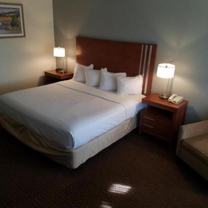 SureStay Hotel by Best Western Hollister - image 15