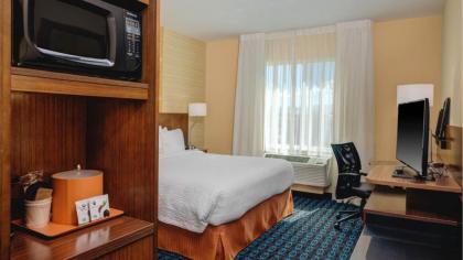 Fairfield by Marriott Hollister - image 4