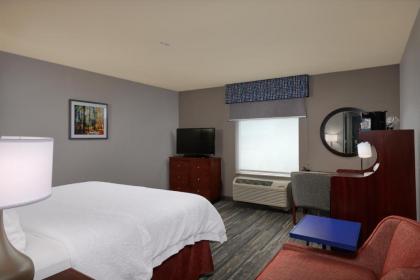 Hampton Inn & Suites Holly Springs - image 9