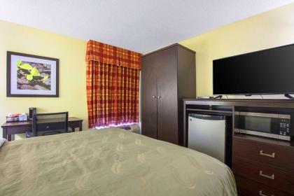 Quality Inn Holly Springs South - image 14