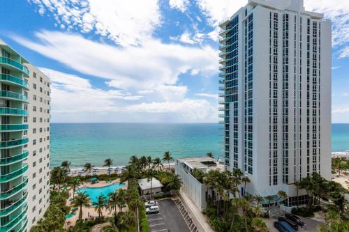 The Tides 2 Bed 11th floor on Hollywood Beach - image 3