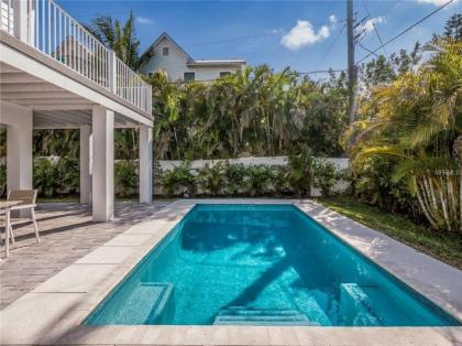 Day Break Bungalow by AMI Locals Holmes Beach