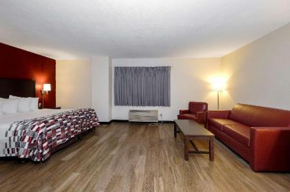 Red Roof Inn Holton - image 11