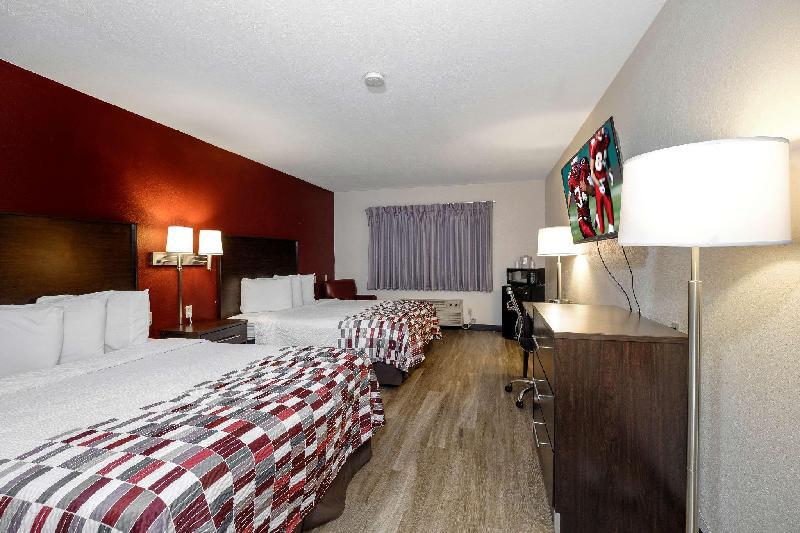 Red Roof Inn Holton - image 5