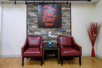 Red Roof Inn Holton - image 6