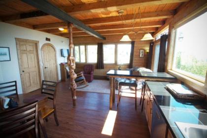 Alaska Adventure Cabins - image 6