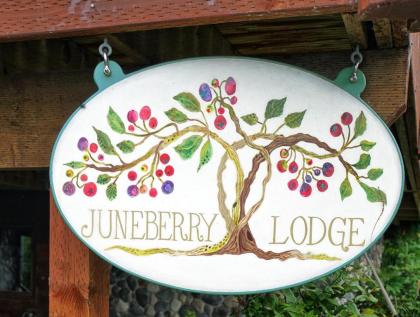 Juneberry Lodge - image 8