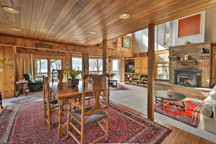 Waterfront Skaneateles Lake Home with Beach! - image 5