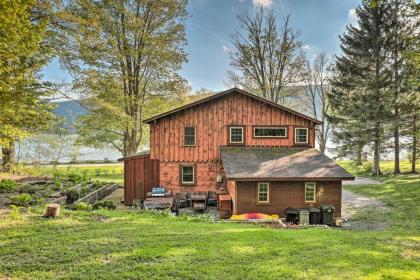 Lovely Homer Retreat with Patio on Skaneateles Lake!