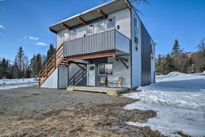 Pet-Friendly Duplex with Northern Lights Aurora View - image 2