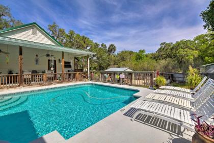 Homosassa Home with Pool Access - By Boat Launch - image 10