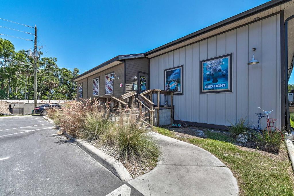 Homosassa River Home with Private Boat Ramp and Kayaks - image 5