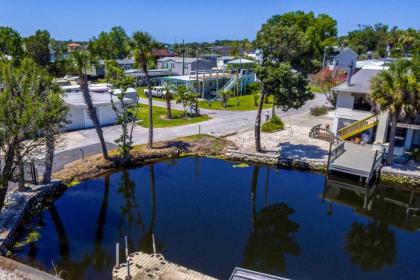 Homosassa River Home with Private Boat Ramp and Kayaks - image 8