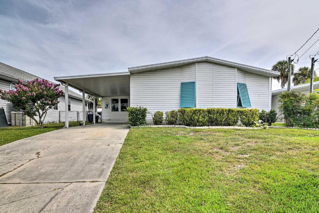 Retreat on the River with Boat Slip Porch and Grill! - image 4