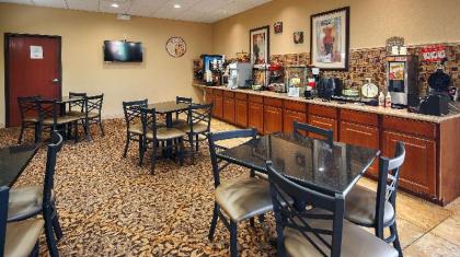 Best Western Inn Hondo - image 4