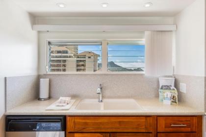 Castle Waikiki Shore Beachfront Condominiums - image 3