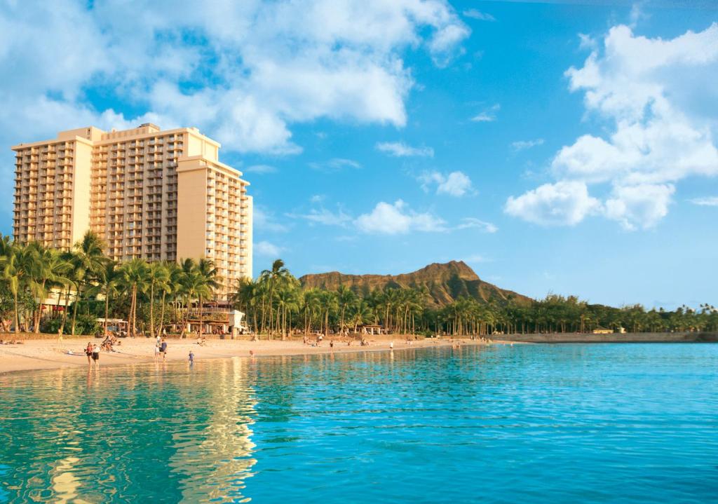 Aston Waikiki Beach Hotel - main image