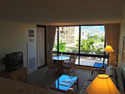 Waikiki Sunset Apartment - image 5